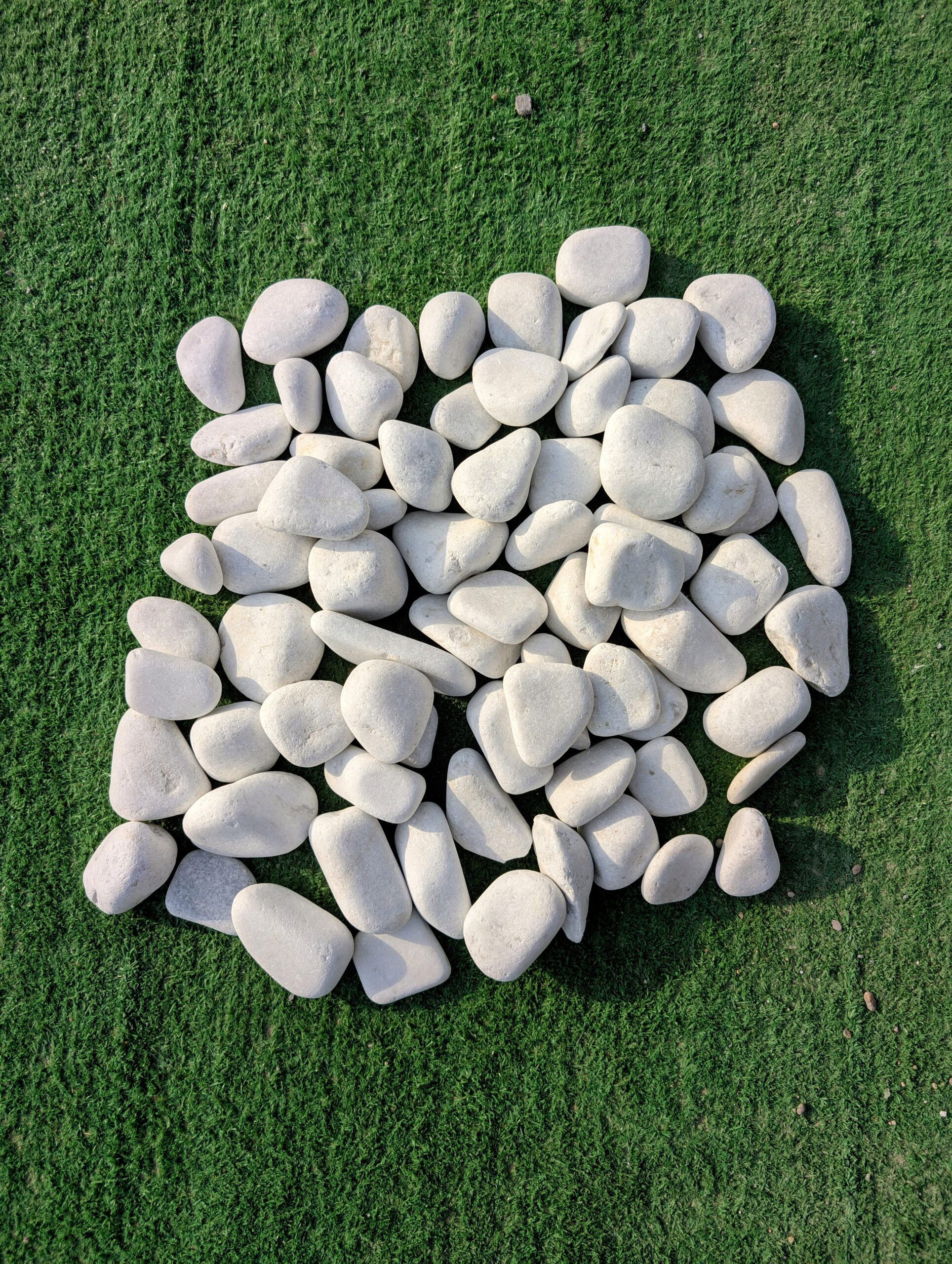 AAA Grade Marble White pebble - 3-5 CM