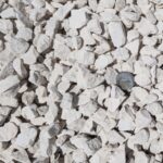 Off White Gravel 2-4 CM 20KG BAG