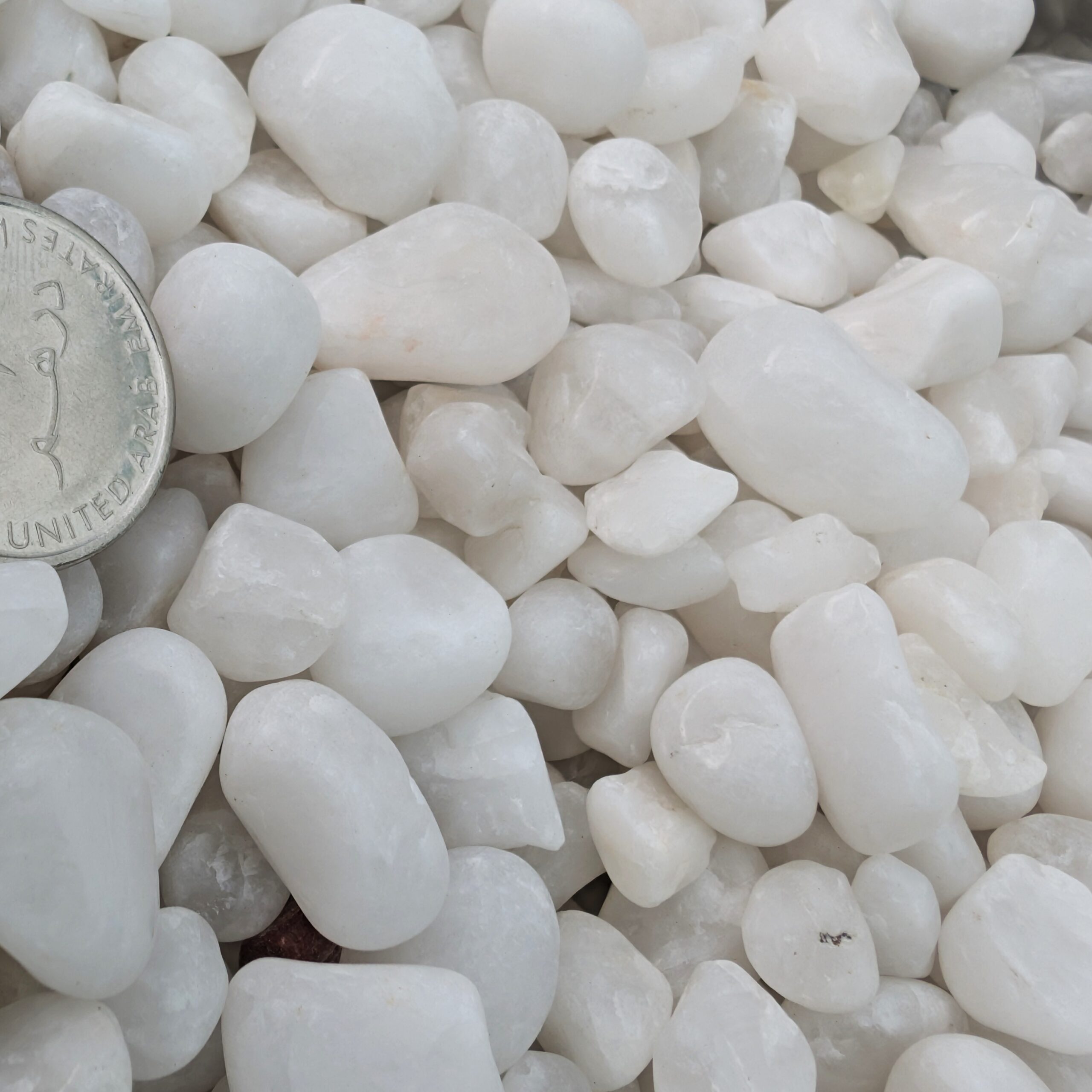 HIGH POLISHED WHITE PEBBLES 5-10 MM