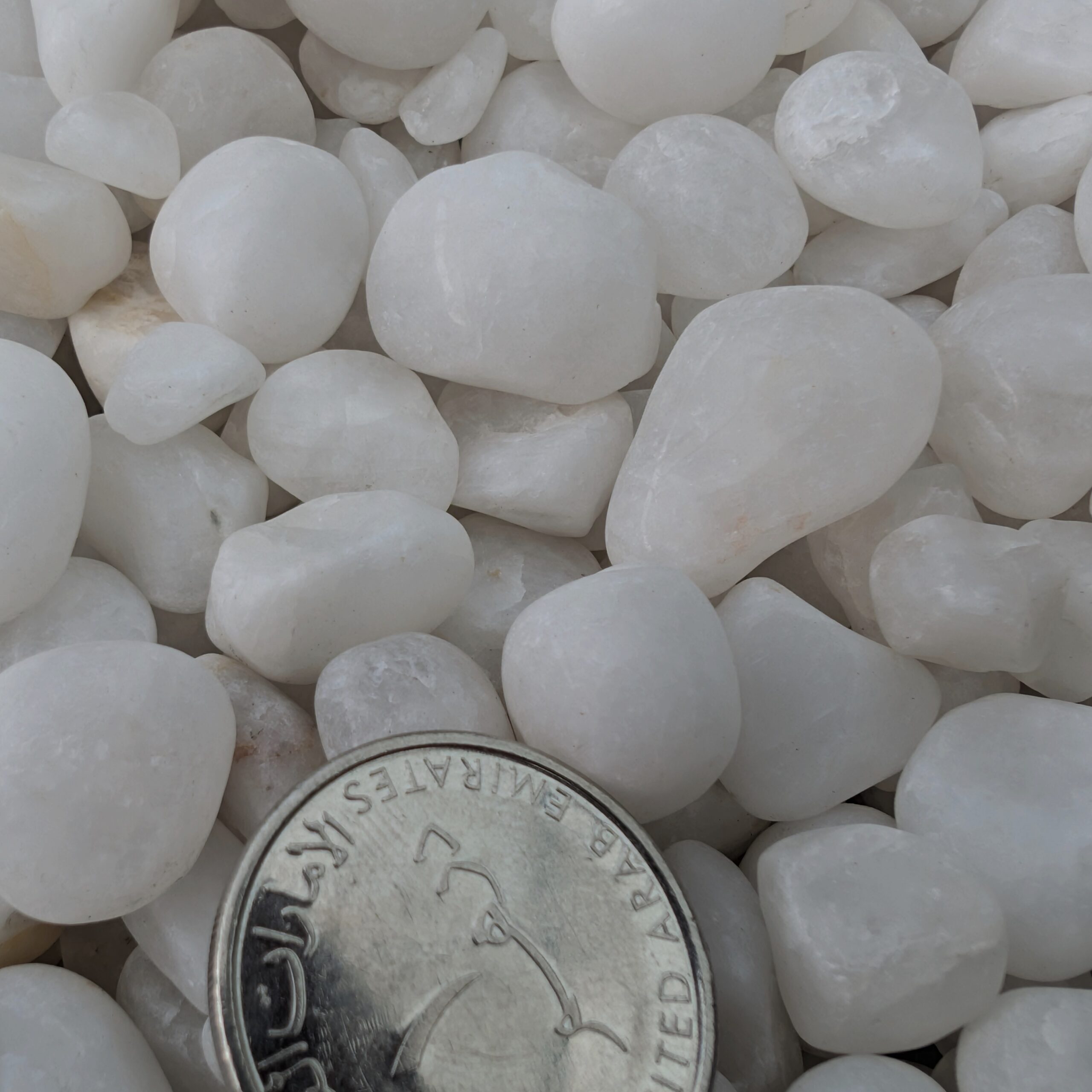 HIGH POLISHED WHITE PEBBLES 5-10 MM