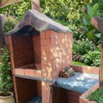 Barbeque station with Chimney